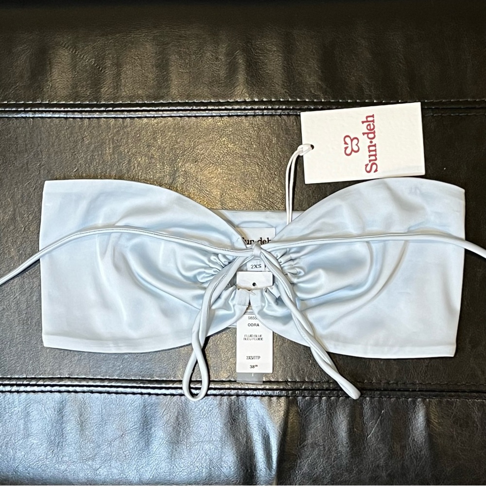 Sun-Deh Cora Bando Bralette from Aritzia - FREE SHIPPING on Bundles $85+